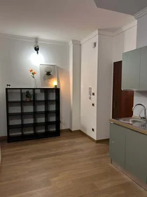 Özel oda konumu Via Mantova, 24, 25123 Brescia BS, Italy, 14 19 görüntüsü
