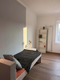 Özel oda konumu Via Mantova, 24, 25123 Brescia BS, Italy, 1 21 görüntüsü