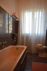 Privatzimmer in der Via Rocca D'Anfo, 7, 25128 Brescia BS, Italy, bild 15 von 18