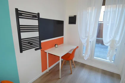 Privatzimmer in der Via Sante Fattori, 26A, 41124 Modena MO, Italy, bild 2 von 20