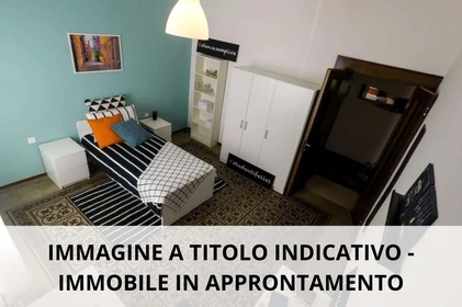 Room for rent in a shared flat in Modena