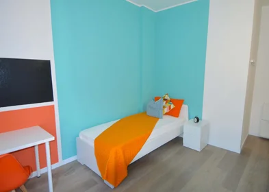 Privatzimmer in der Via Sante Fattori, 26A, 41124 Modena MO, Italy, bild 2 von 19