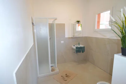 Privatzimmer in der Via Sante Fattori, 26A, 41124 Modena MO, Italy, bild 12 von 19