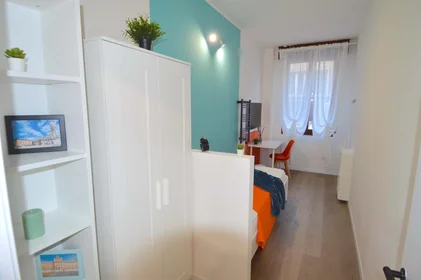 Privatzimmer in der Via Sante Fattori, 26A, 41124 Modena MO, Italy, bild 3 von 20