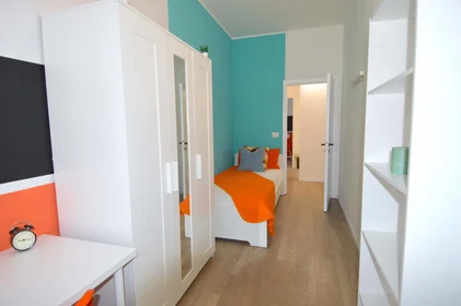 Privatzimmer in der Via Sante Fattori, 26A, 41124 Modena MO, Italy, bild 1 von 20