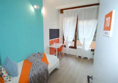 Privatzimmer in der Via Sante Fattori, 26A, 41124 Modena MO, Italy, bild 2 von 20