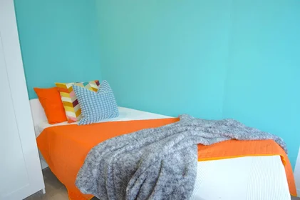 Habitación privada en Via Sante Fattori, 26A, 41124 Modena MO, Italy, imagen 3 de 20
