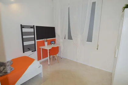 Privatzimmer in der Via Sante Fattori, 26A, 41124 Modena MO, Italy, bild 1 von 19