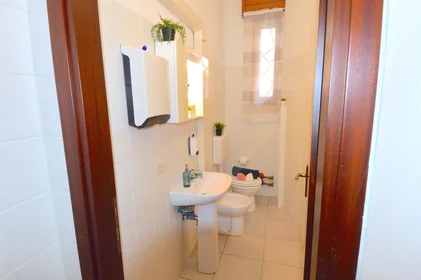 Prywatny pokój Via Adolfo Venturi, 70, 41124 Modena MO, Italy, obraz 21 21