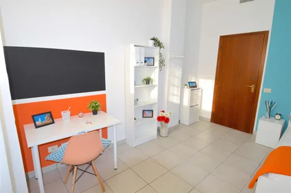 Prywatny pokój Via Adolfo Venturi, 70, 41124 Modena MO, Italy, obraz 6 21