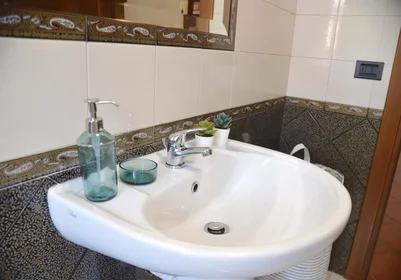 Privatzimmer in der Via Filippo Turati, 30, 41122 Modena MO, Italy, bild 23 von 27