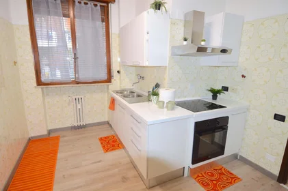 Prywatny pokój Via Pietro Giardini, 20, 41124 Modena MO, Italy, obraz 4 17