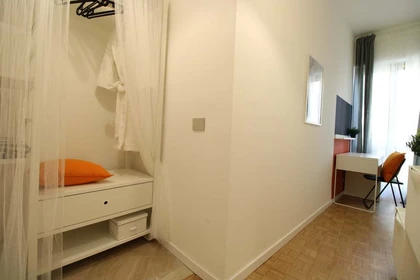 Zimmer mit Doppelbett zu vermieten Brescia