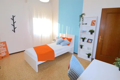 Özel oda konumu Via Riccardo Melotti, 22, 41125 Modena MO, Italy, 4 14 görüntüsü