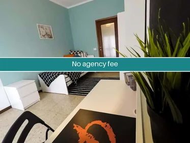 Habitación privada en Via Bligny, 11, 25133 Brescia BS, Italy, imagen 1 de 14