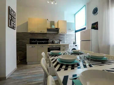 Quarto privado em Via Bligny, 11, 25133 Brescia BS, Italy, imagem 1 de 10