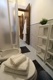 Quarto privado em Via Gian Battista Cipani, 14, 25128 Brescia BS, Italy, imagem 21 de 21