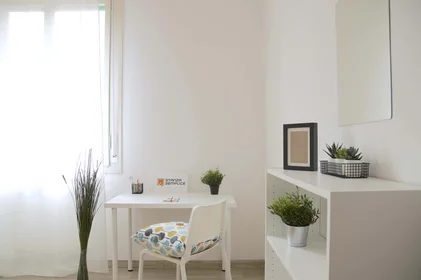 Habitación privada en Via Ermete Zacconi, 12, 40127 Bologna BO, Italy, imagen 20 de 24