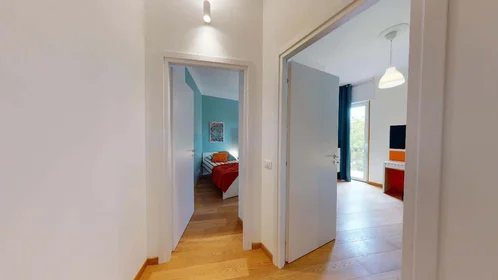 Habitación privada en Viale Europa, 2, 25123 Brescia BS, Italy, imagen 13 de 23