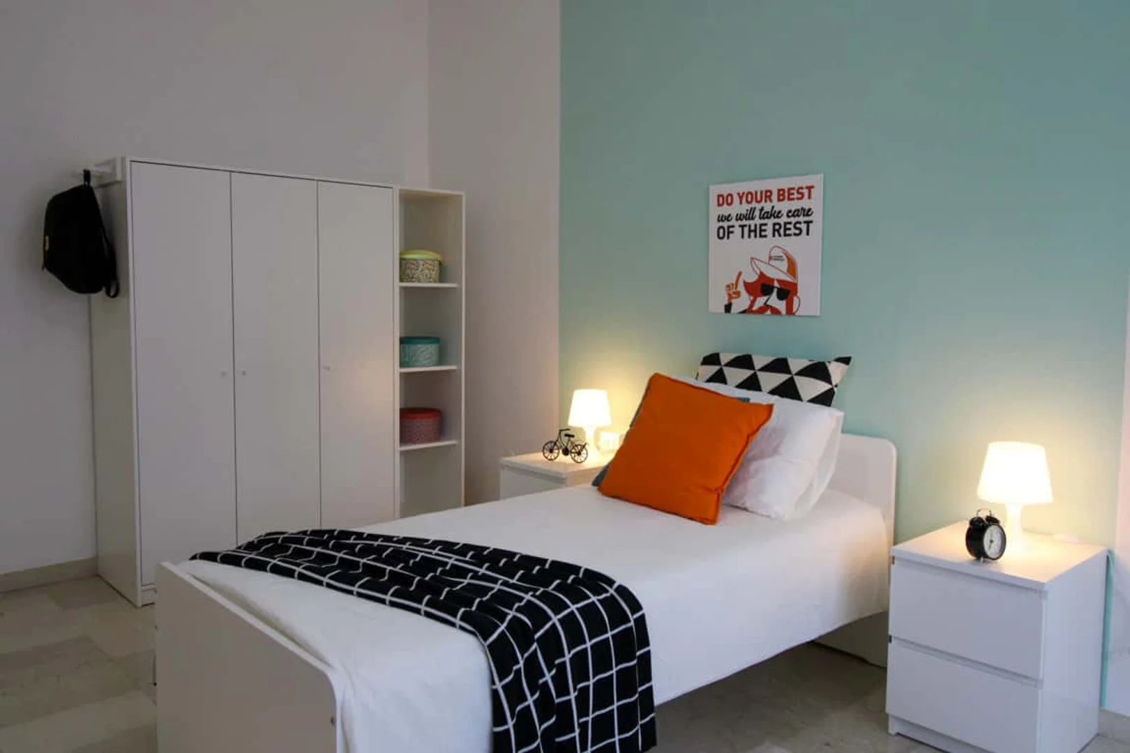 Chambre d'étudiant bon marché à proximité du campus dans 