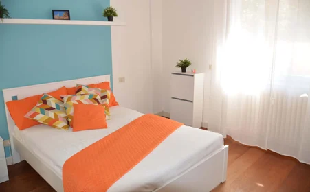 Privatzimmer in der Viale Ciro Menotti, 52, 41121 Modena MO, Italy, bild 6 von 27
