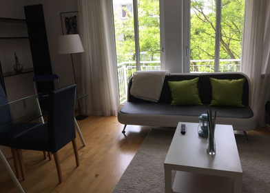 Apartamento moderno e brilhante em Munique