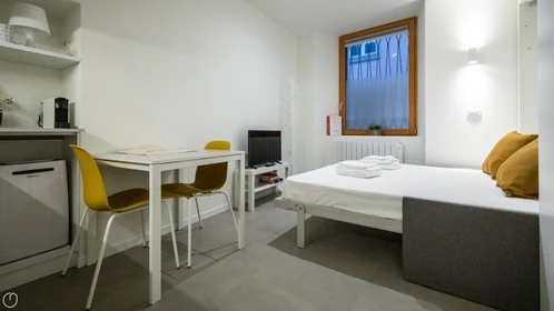 Nowoczesne i jasne mieszkanie w Udine