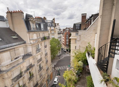 Great studio apartment in Paris