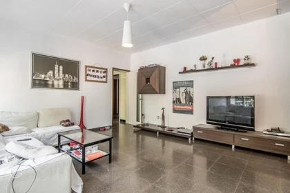 Room for rent in a shared flat in Sabadell