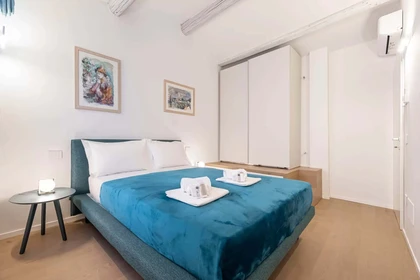 Apartamento totalmente mobilado em Verona