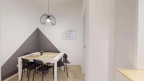 Privatzimmer in der Via Nicolò Tommaseo, 31, 25128 Brescia BS, Italy, bild 11 von 19