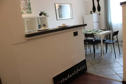 Habitación privada en Viale Europa, 72, 25133 Brescia BS, Italy, imagen 6 de 23