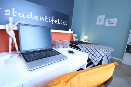 Privatzimmer in der Via Guido Zadei, 9, 25123 Brescia BS, Italy, bild 5 von 25