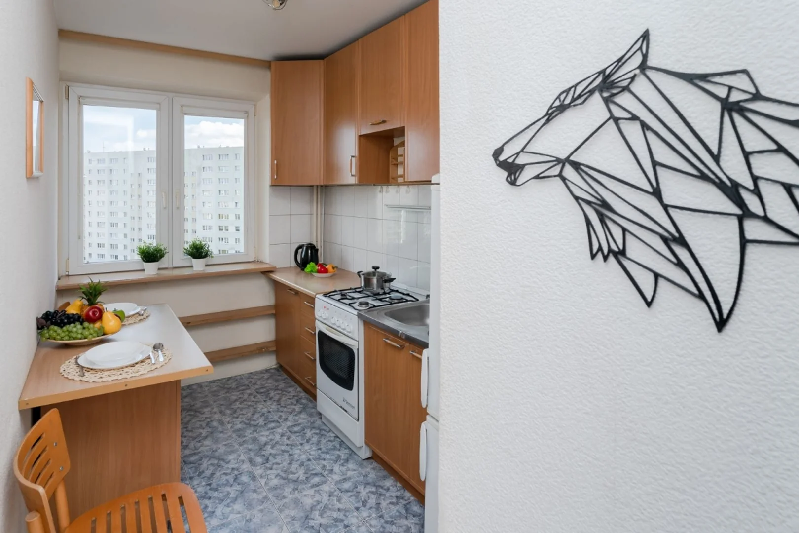 Zimmer in Studentenwohnung in  zu vermieten, voll möbliert