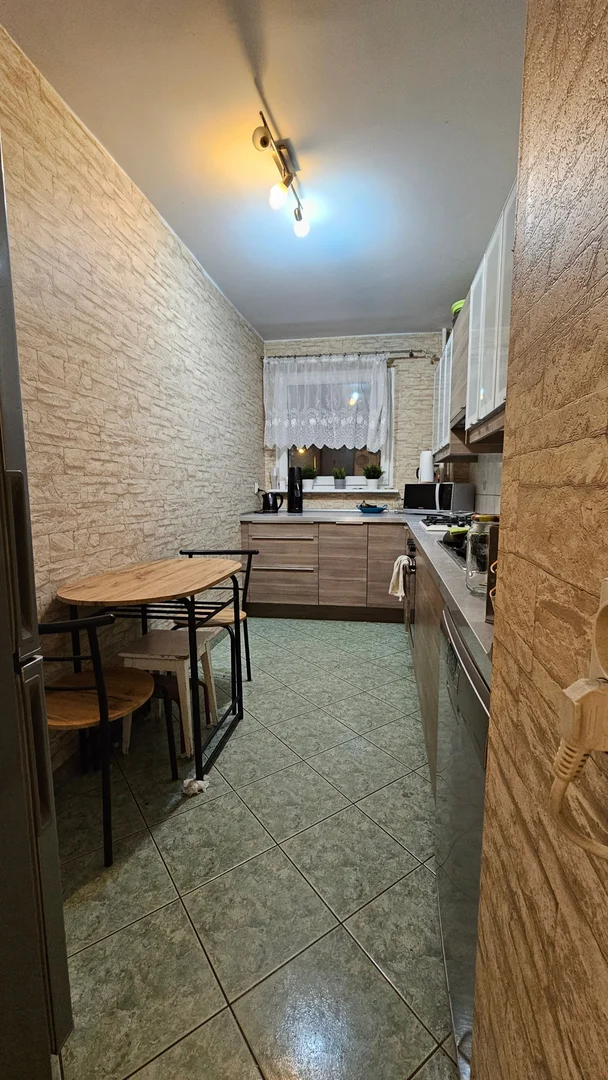 Quarto amigo do estudante em com comodidades modernas
