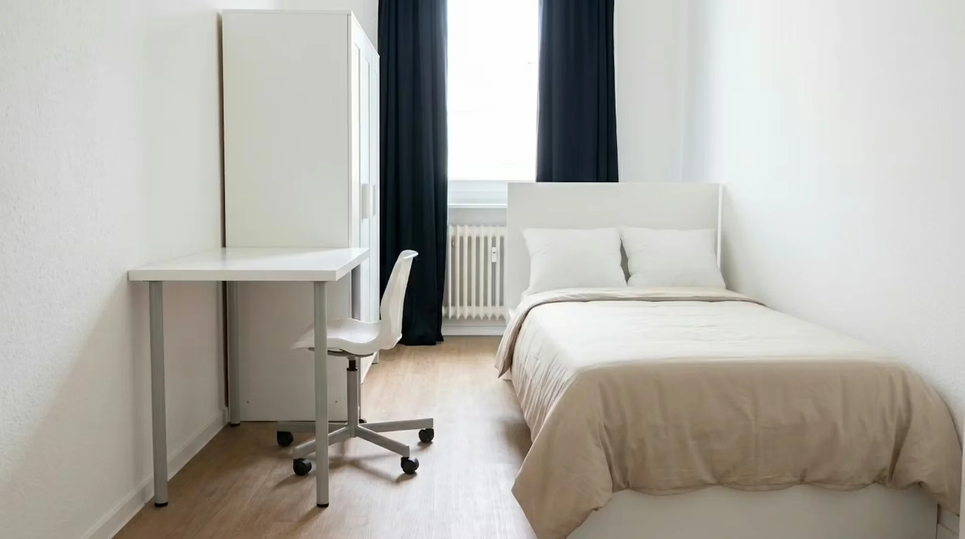 Chambre d'étudiant économique avec emplacement pratique dans 