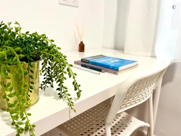 Quarto privado em Av. de la Paz, imagem 3 de 12