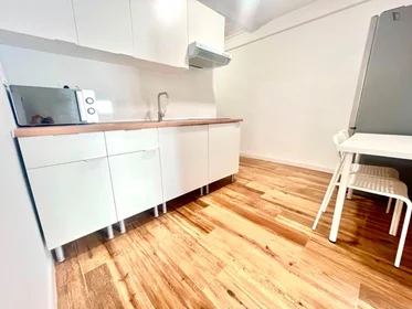Quarto privado em Av. de la Paz, imagem 5 de 12