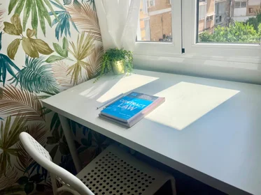 Quarto privado em Av. de la Paz, imagem 5 de 14
