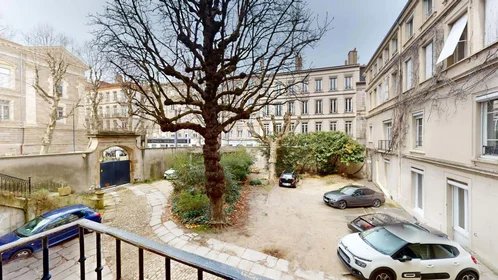 Chambre privée à 10 Rue Mi-Carême, 42000 Saint-Étienne, France, image 22 de 22