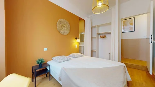 Privatzimmer in der 10 Rue Mi-Carême, 42000 Saint-Étienne, France, bild 10 von 22