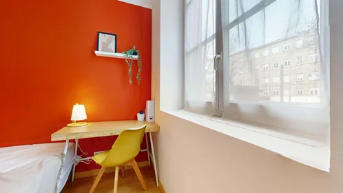 Privatzimmer in der 10 Rue Mi-Carême, 42000 Saint-Étienne, France, bild 4 von 20