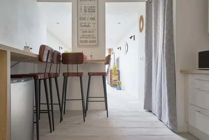 Private room at 46 Rue Roger Salengro, 59110 La Madeleine, France, image 17 of 19