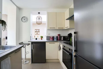 Privatzimmer in der 3 Rue Volta, 59000 Lille, France, bild 16 von 23