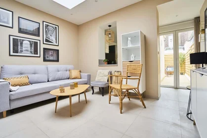Privatzimmer in der 3 Rue Volta, 59000 Lille, France, bild 9 von 23