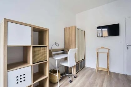 Stanza privata in 71 Rue de Canteleu, 59000 Lille, France, immagine 3 di 21