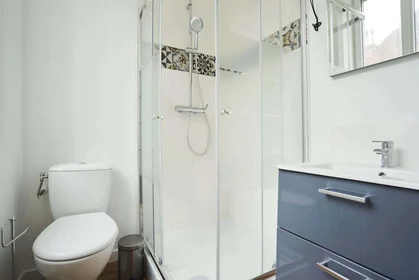 Stanza privata in 71 Rue de Canteleu, 59000 Lille, France, immagine 4 di 21