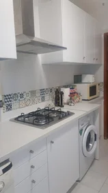 Chambre privée à Av. Dom João I, image 19 de 27