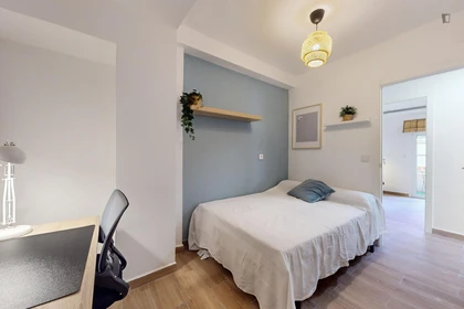 Chambre à louer avec lit double Elche-elx