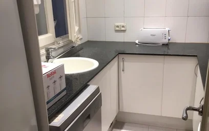 Prywatny pokój Carrer de Muntaner, obraz 23 35